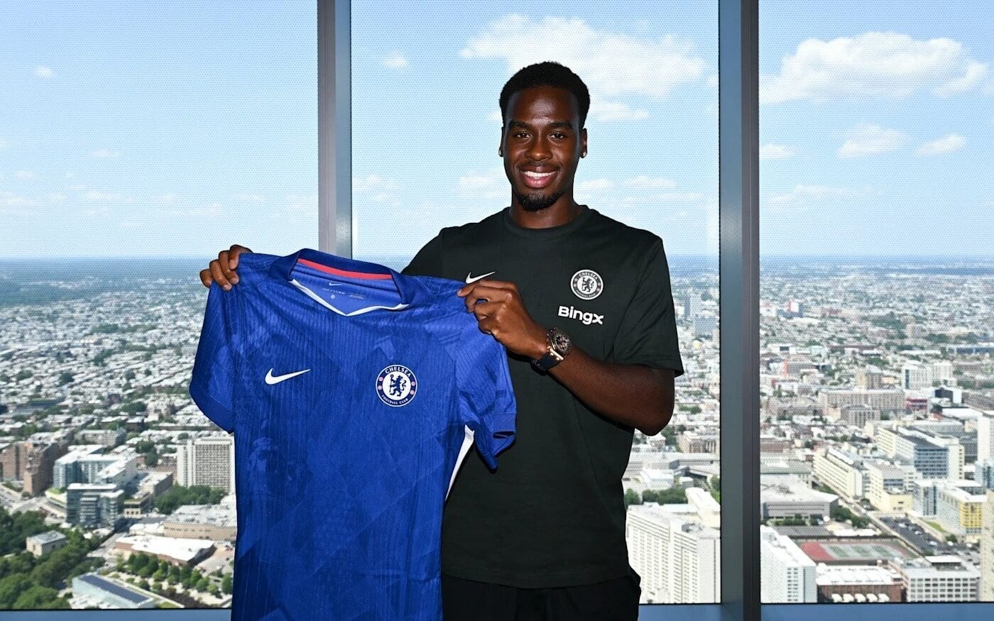 Jamie Gittens, novo reforço do Chelsea (Foto: Reprodução)