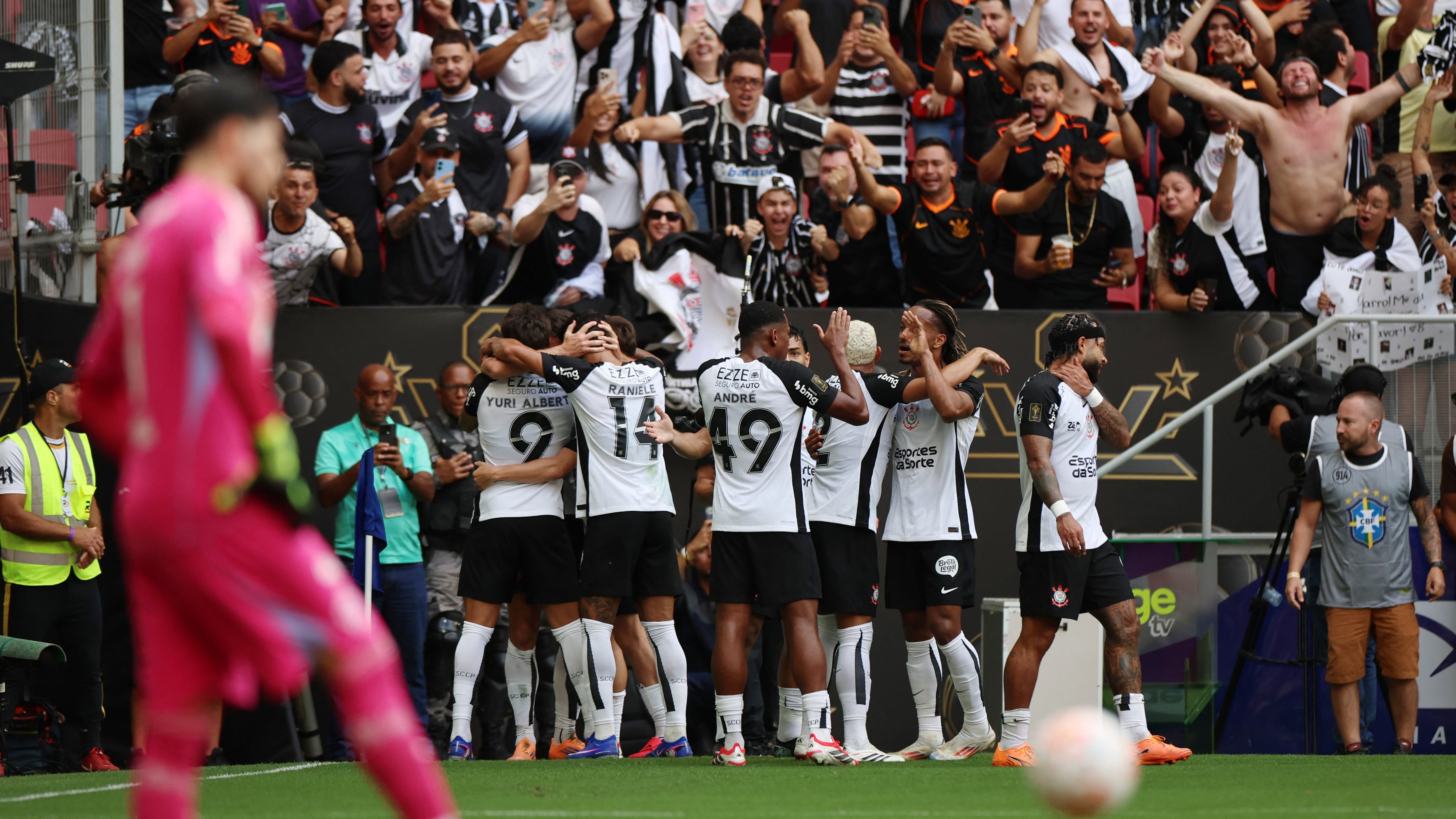 Corinthians vence o Flamengo, conquista a Supercopa e é o 1º campeão de  2026 – R7 Esportes